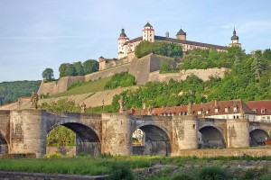 Putzfrau in Würzburg finden!